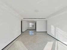 保利和光山语·4室·2厅,近商业 次新小区 学府旁 近电车