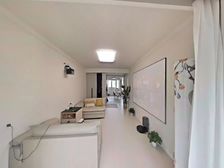 出门就是菜场,居住环境 ,新装修两年,南北通透,价格有空间