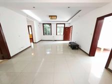 可扩花园飞机三房 临河 三车位 地标小区A级景区 有钥匙