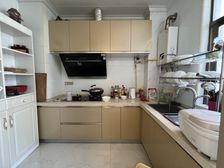 根亲公园 固始院子对面 兰庭公馆 自住精装 四居两卫