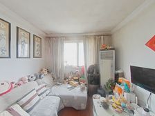 金杨新村九街坊 99平3居 南向中装修 着急出售