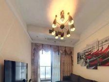 新世界花园 东南向精装修 方便看房 业主急售 可谈价