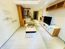 金沙洲 新小区 旁边大型商场 保养非常好 价格可谈