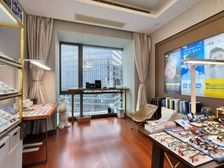 急急急湖景两房丰隆城市中心 朝南带阳台 户型通透客厅宽敞