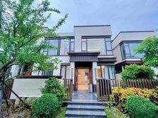 业主急售!温泉入户别墅 赠送露台花园 精装现房拎包入住