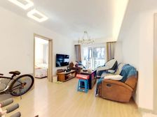 万科金域澜湾 3室2厅2卫 精装修 250万元