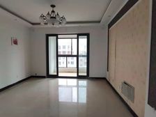 滴水湖馨苑 3室2厅2卫 精装修 300万元 117平米