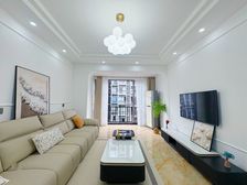 南岸区 万达广场铭邸 三房 99万