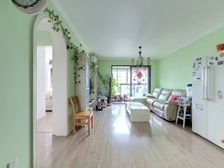 明日星城三期12年次新 有产权车位 清爽新装 置换诚意出售