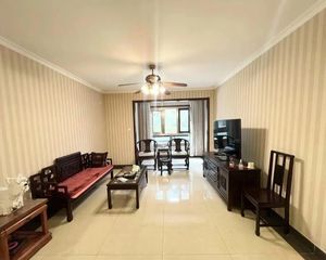 南北通透 满五 双卫格局 精装可拎包入住 出行方便