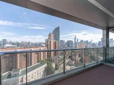 黄浦江7公里沿岸江景房 房东要近期急出 1梯1户 带车位