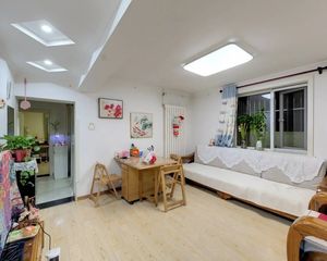 梅源里小区 3室1厅 82.77平