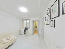 新出:小区一楼一房,带超大天井,花园位置,看房有钥匙,超诚意