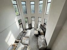 东郊壹号|经典法式大独栋|中间位置北进南花园|原始毛坯状态