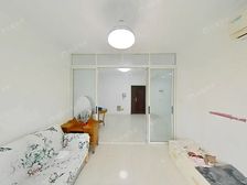 新康花园六期 中间楼层 采光好 业主诚心出售 看房方便