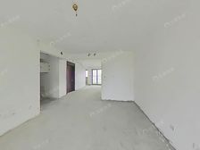 桐泾公园旁,轻轨口华发公园次新房毛坯采光视野好,随时看房