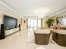 财富海景花园 中间楼层 近地铁 环境优美 出行方便