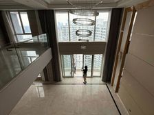 百汇园空中别墅,438平挑空客厅一线江景房