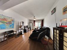 御花园 这套最诚心93.33平 书包在 可谈 急售