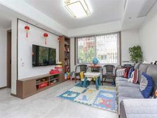 自住精装,地暖中央空调,中楼层, ,业主近期出手!