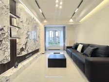 小姐姐婚房急售近莲花轻轨站来电价格可谈