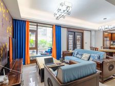 业主安心卖 价格可刀 豪装实得面积大 带中央空调地暖花园露台