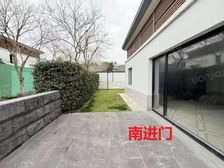 手慢无!湖畔佳苑A2户型独栋蕞低价毛坯大露台:视野开阔