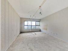 隆鑫印象东方 2018年次新房屋,。毛坯房,