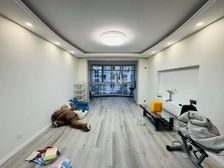 新城地铁站一路之隔 飞机户型 南北直通 带20平车库