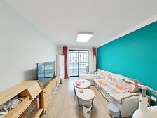 新上,精装两年,中间楼层,南北通透,钥匙看房。不靠路。