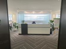 人民广场南京西路拎包入住,24独立空调可看陆家嘴外滩