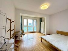 急售!一梯一户!实得210!诚意出售!价可再议!位置安静!