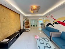 昌鑫花园 错层大三房 三新附属教育 带固定车位 老装修 价格