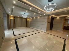 徐汇滨江 功能型三房买两房的钎买三房 带车位 一套小 房