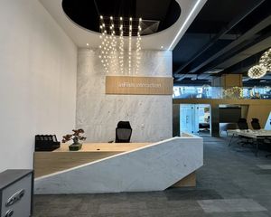 实得单价约5000 6米层高已搭双层 高新地铁口 精装可自用