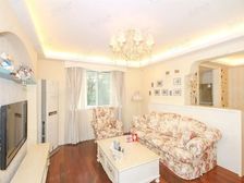 田园风格装修原始两卫,现改衣帽间小区独一套,双南厅南北通房型