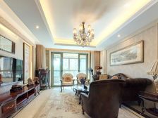 法式社区,一梯一户,人车分流,干挂石材,环境优美