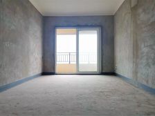 户型方正,全朝南 彩光好 次新小区 三房 视野开阔 近轻轨