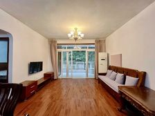 大道69号山宅小洋楼,精装两房,业主诚心卖,价钱