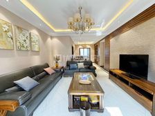 120平 精装 南北通透 满两年 4室 诚心出售 价格可议