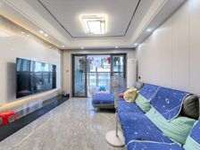 融创溪湾首府带车位拎包入住南北朝向电梯房