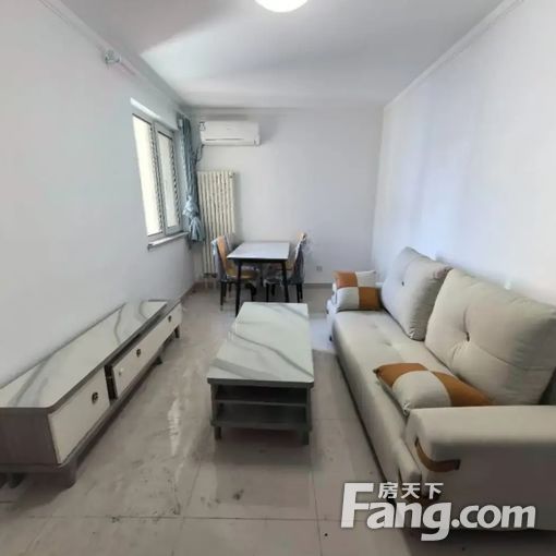  ����С��·��ͨ����Է��װ����һ���������ס��������ˮħ������ 