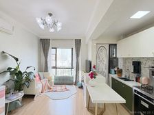 锦泰广场 自住豪华一房出售 随时看房 同等装修低市场价10万
