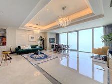 深蓝中心 3室1厅 272.34平