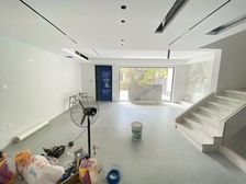 上城院子精装下叠!房东诚意出售!带双车位!看房随时!