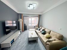 金地新城大境 小三居 有电梯 医疗配套成熟 次新小区