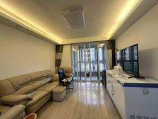 中国铁建青秀城(东区) 中间楼层 满五 南北通透