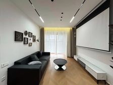 电梯高区 装修全送 价格可谈 小区一档房源 随时看房 诚售