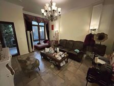 上下四层带双车位 装修看房方便 价格美丽看中可谈