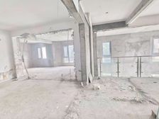 小区 一套双拼别墅 使用率可达500平 诚意出售随时看房